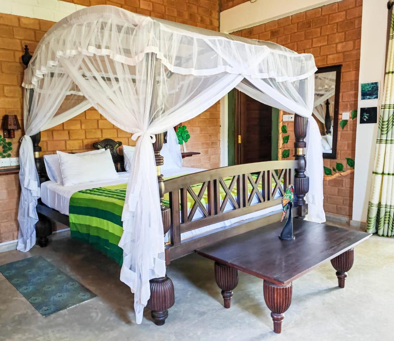 Villa Lyvie Ayurvedic Hotel Tangalle Exterior foto