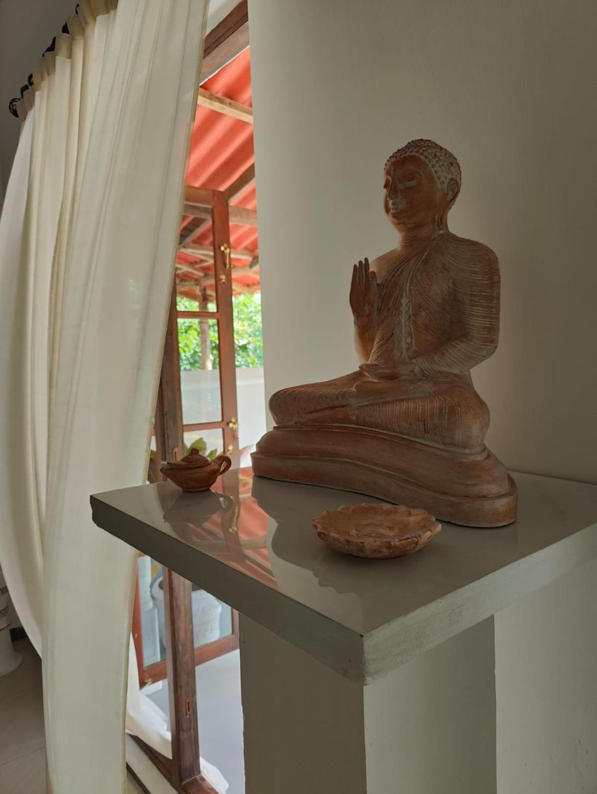 Villa Lyvie Ayurvedic Hotel Tangalle Exterior foto